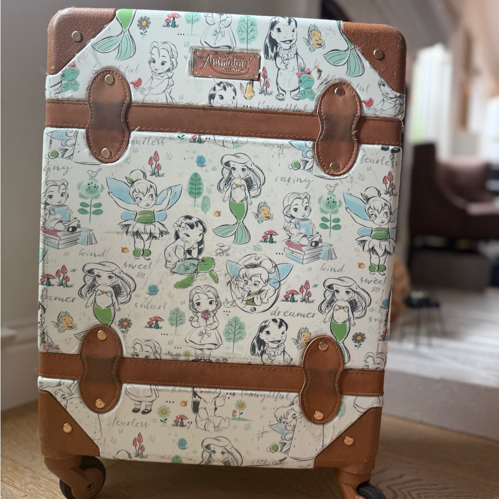 ***ORIGINAL, RARE*** Disney Store Animators Collection Carry On Rolling Luggage